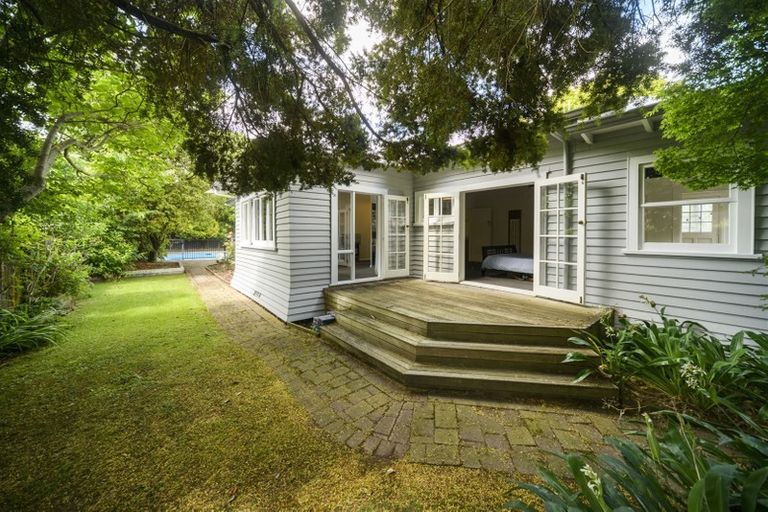 Photo of property in 42 Te Awe Awe Street, Hokowhitu, Palmerston North, 4410