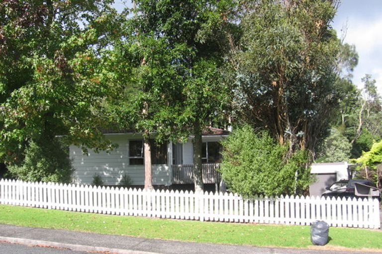 Photo of property in 7 Osman Street, Glen Eden, Auckland, 0602