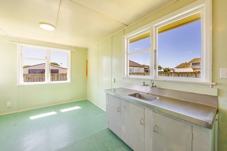 Photo of property in 25 Dockery Avenue, Onekawa, Napier, 4110