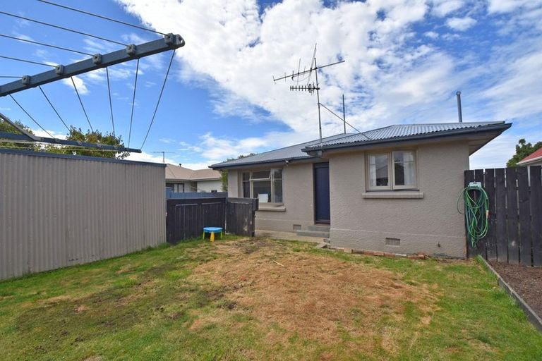 Photo of property in 16 Herriot Street, Richmond, Invercargill, 9810