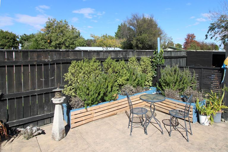 Photo of property in 21 Kent Street, Carterton, 5713