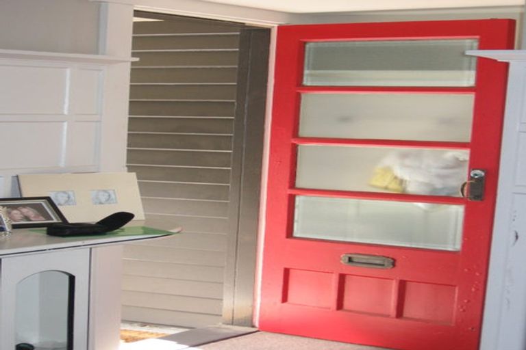 Photo of property in 17 Mersey Street, St Albans, Christchurch, 8014