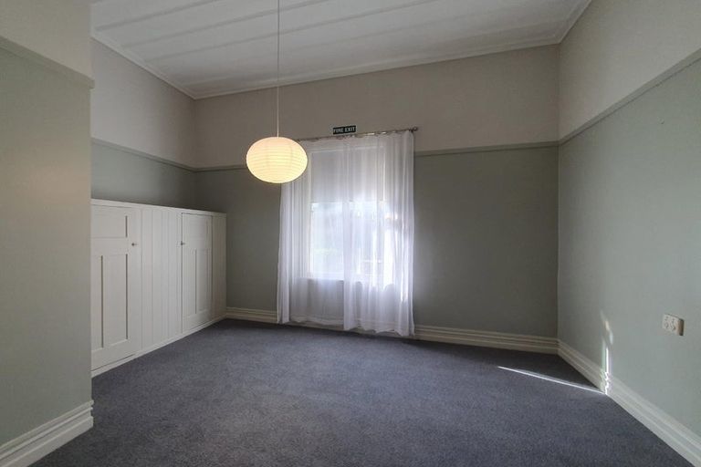 Photo of property in 3 Harvey Road, Bluff Hill, Napier, 4110