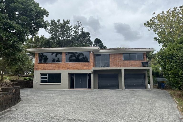 Photo of property in 5 Anchor Place, Beach Haven, Auckland, 0626