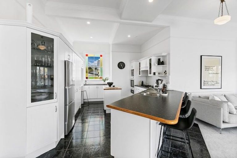 Photo of property in 26 High Street, Petone, Lower Hutt, 5012