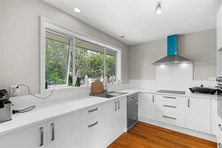 Photo of property in 37 Sparks Road, Hoon Hay, Christchurch, 8025