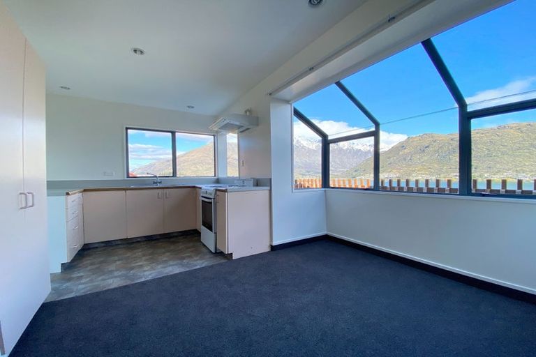 Photo of property in 4b Cresta Lane, Frankton, Queenstown, 9300