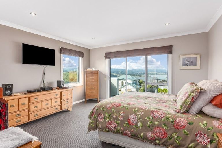 Photo of property in 3 Pendennis Point, Camborne, Porirua, 5026