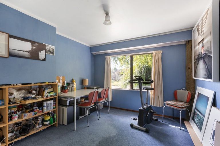 Photo of property in 54 Resolution Road, Welcome Bay, Tauranga, 3112