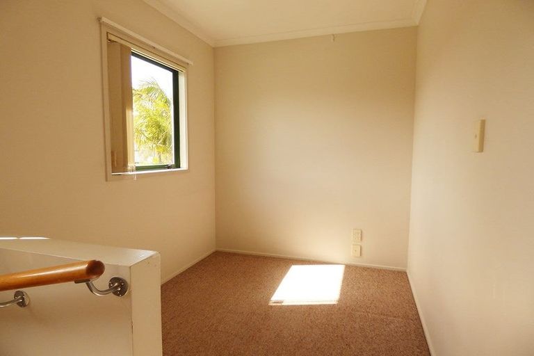 Photo of property in 1/35 Pah Road, Papatoetoe, Auckland, 2025