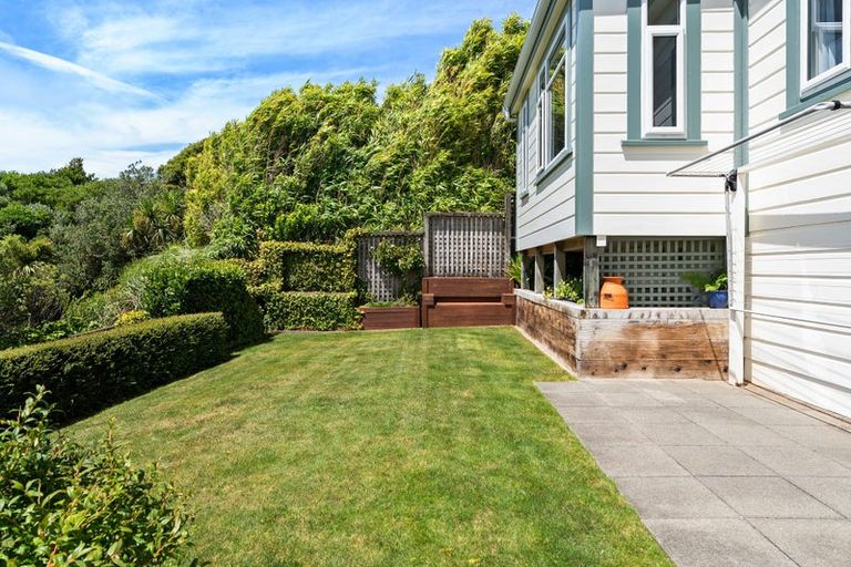 Photo of property in 16 Margaret Street, Wadestown, Wellington, 6012