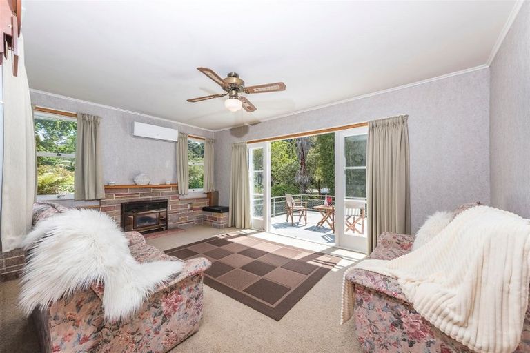Photo of property in 40 Lowtherhurst Road, Massey, Auckland, 0614