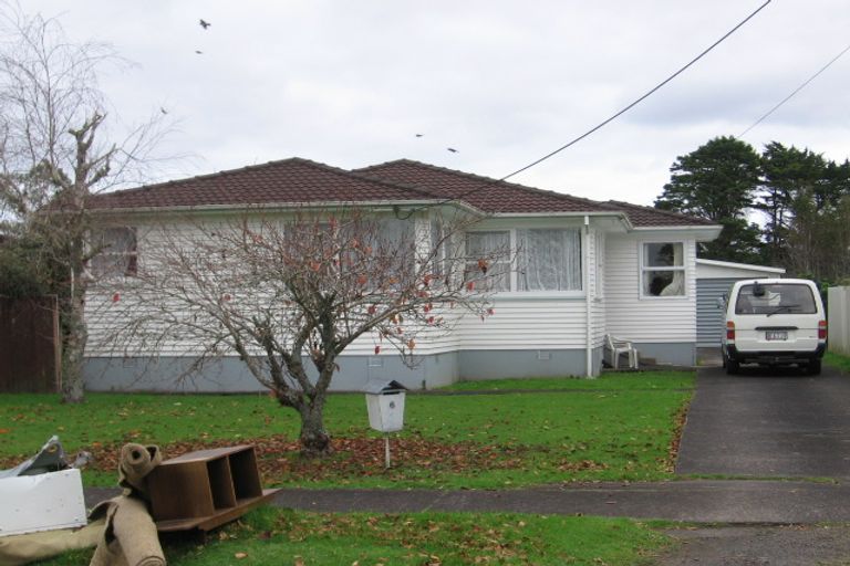 Photo of property in 6 Knox Road, Swanson, Auckland, 0612