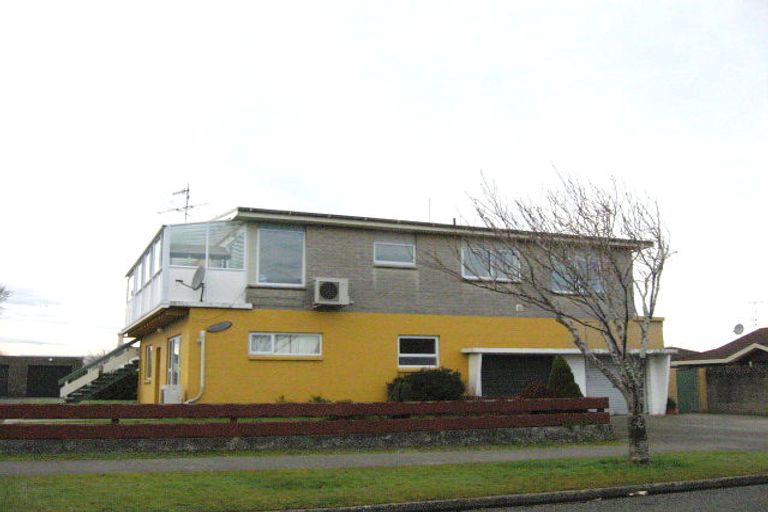 Photo of property in 33 Macmaster Street, Richmond, Invercargill, 9810