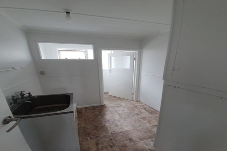 Photo of property in 1/54 Evans Road, Weymouth, Auckland, 2103