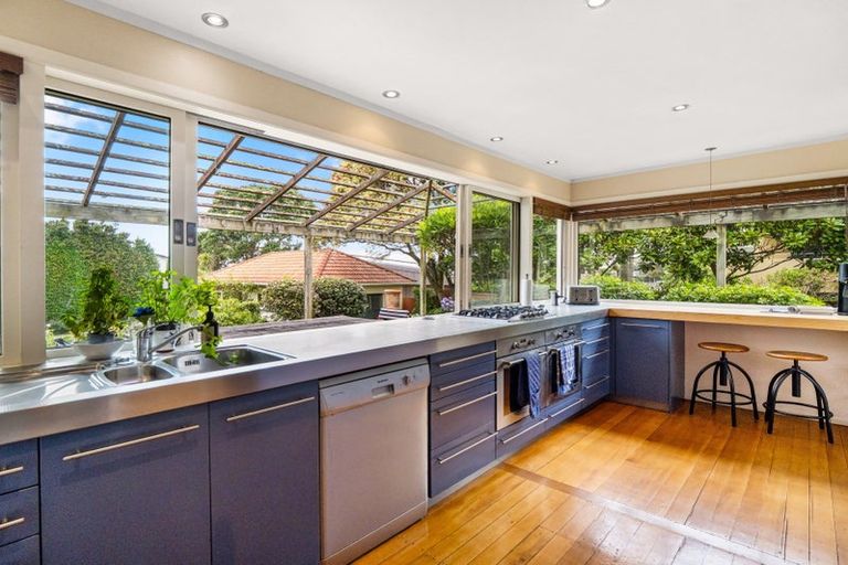 Photo of property in 303 Oceanbeach Road, Mount Maunganui, 3116