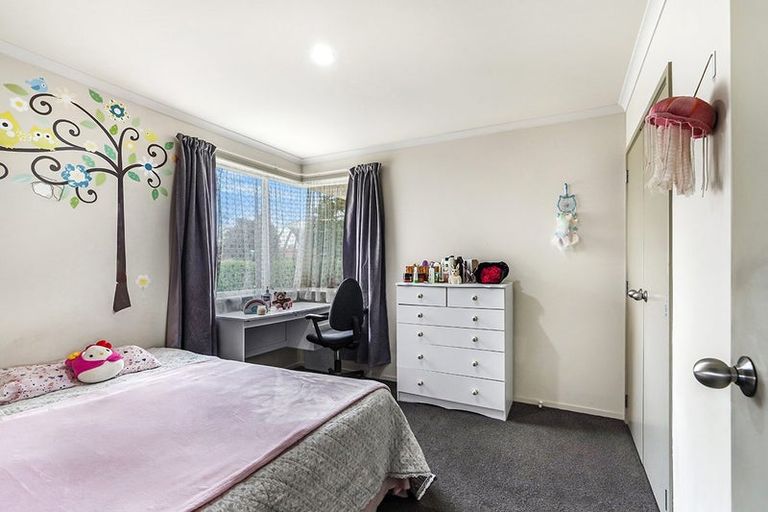 Photo of property in 30 Gardenia Close, Melville, Hamilton, 3206