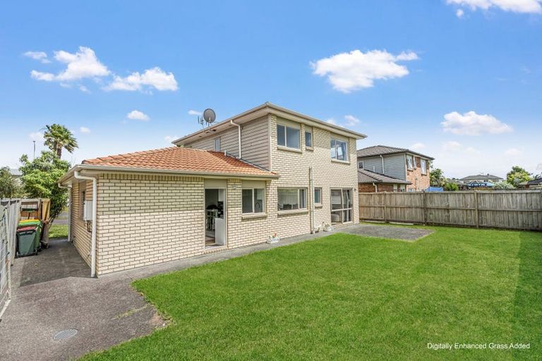 Photo of property in 5 Moravale Lane, Flat Bush, Auckland, 2016