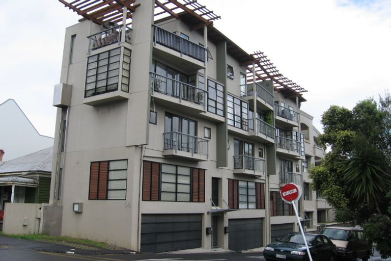 Photo of property in Foxhill Apartments, 6/9 Fox Street, Parnell, Auckland, 1052