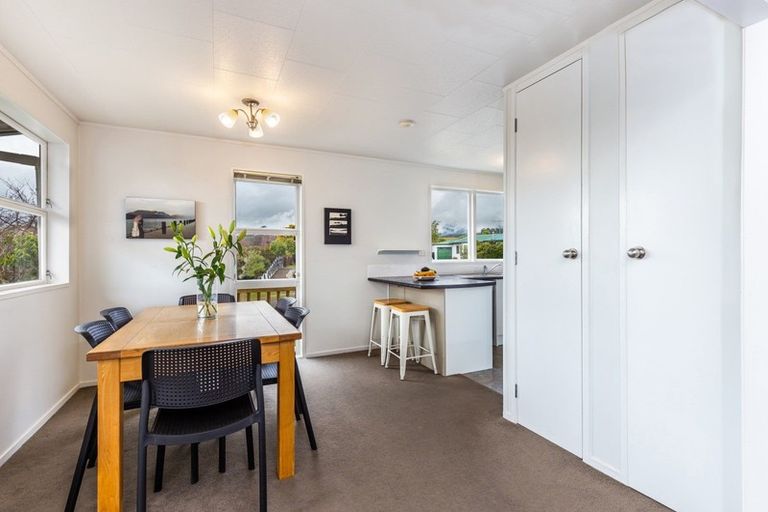 Photo of property in 2 Hampstead Place, Richmond Heights, Taupo, 3330