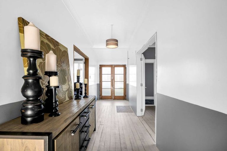 Photo of property in 16 Caledonian Road, Oamaru North, Oamaru, 9400