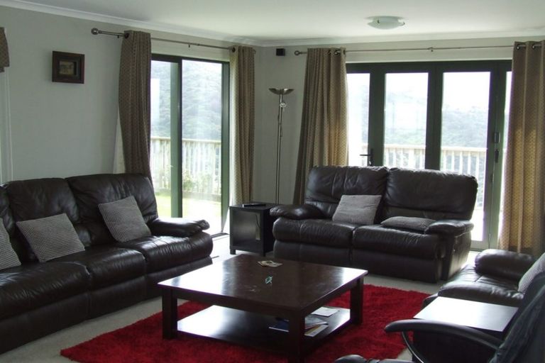 Photo of property in 80 Downing Street, Crofton Downs, Wellington, 6035