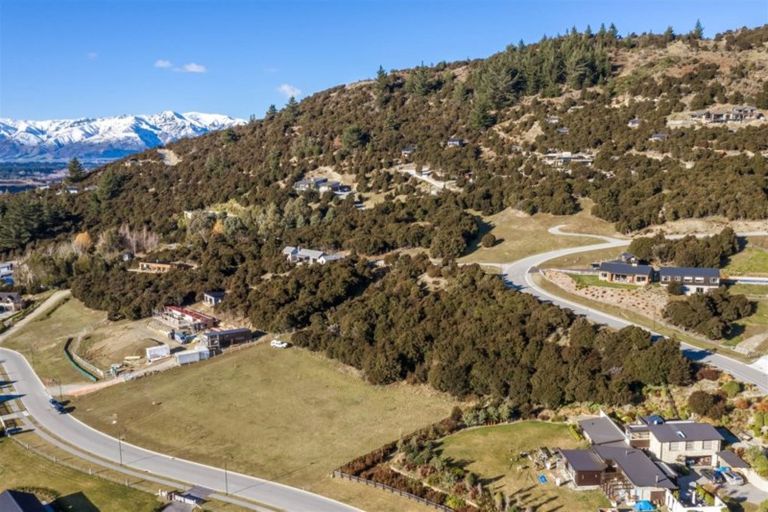 Photo of property in 3 Highfield Ridge, Wanaka, 9305