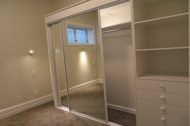 Photo of property in 2 Telford Terrace, Oriental Bay, Wellington, 6011