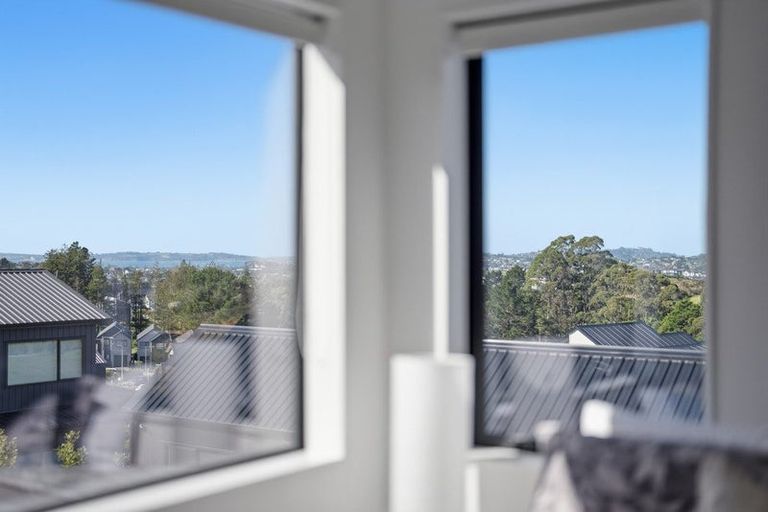Photo of property in 41a Kikorangi Drive, Wainui, 0992