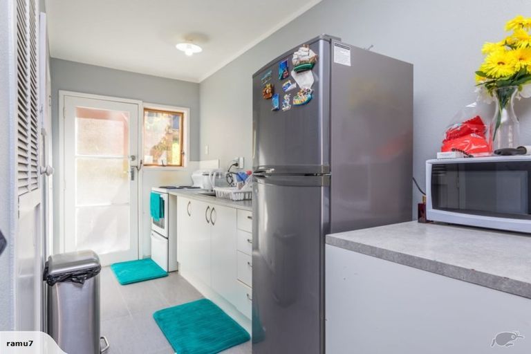 Photo of property in 1/14 Mcdonald Crescent, Mount Wellington, Auckland, 1060