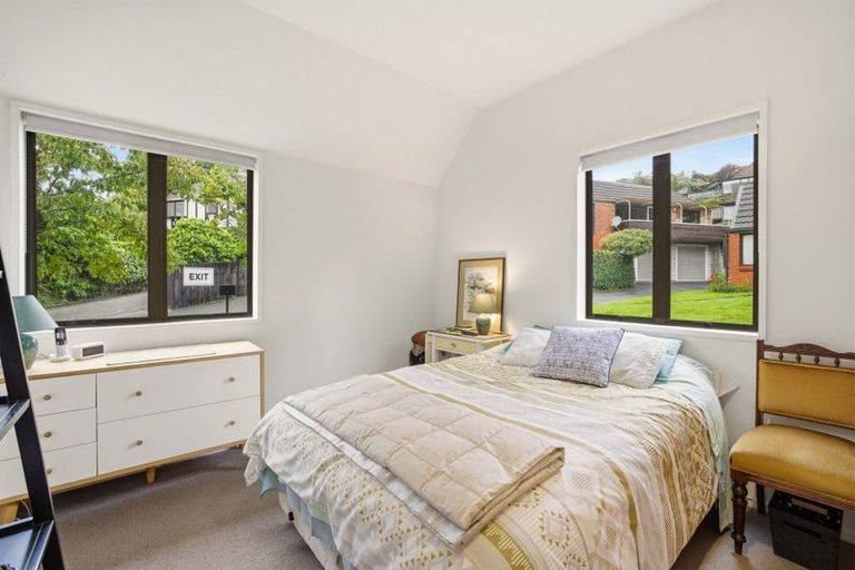 Photo of property in 1/3 Karitane Drive, Cashmere, Christchurch, 8022