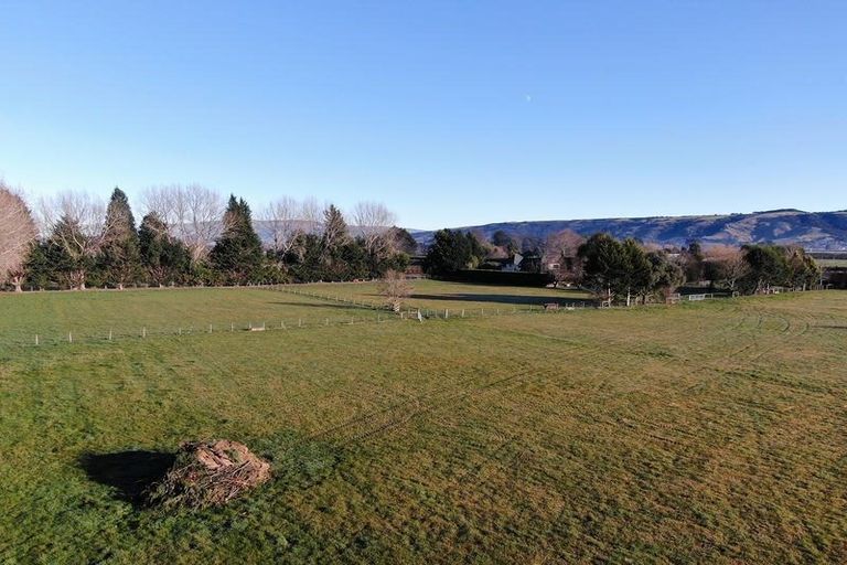 Photo of property in 96 Dukes Road North, Mosgiel, 9092