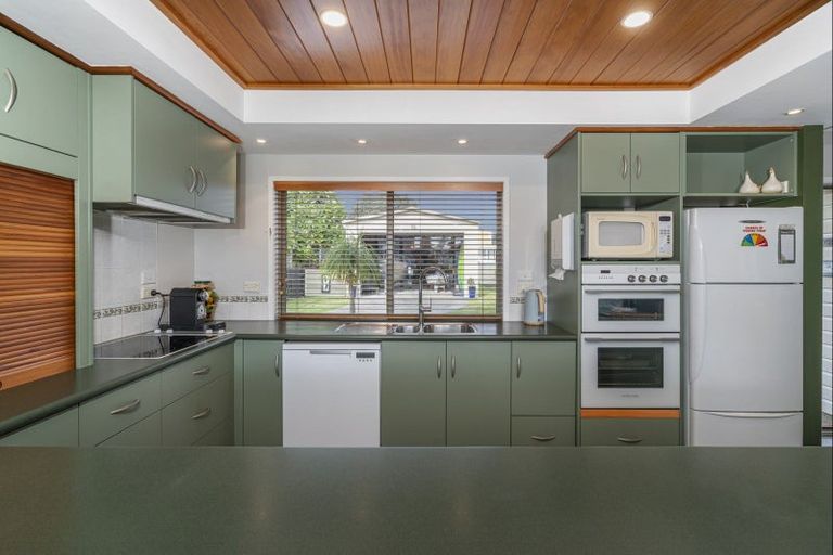 Photo of property in 172 Captain Cook Road, Cooks Beach, Whitianga, 3591
