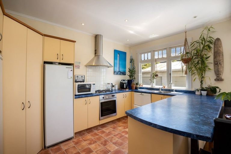 Photo of property in 162 Saint Aubyn Street, New Plymouth, 4310