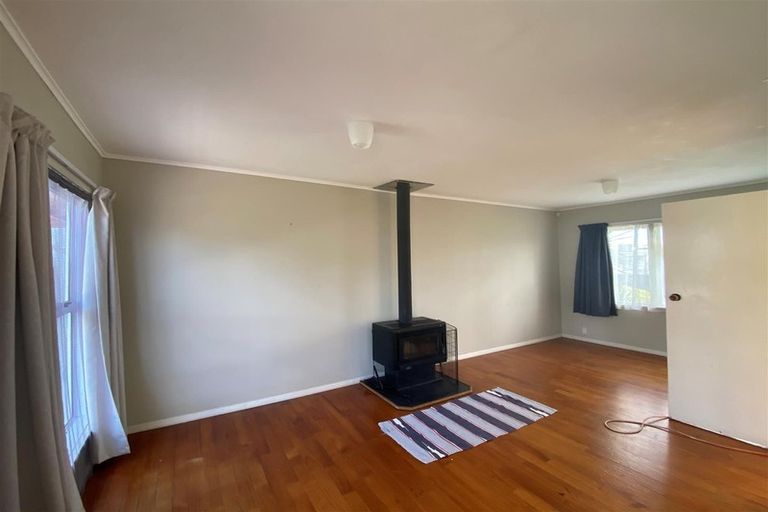 Photo of property in 72a Arimu Road, Papakura, 2110