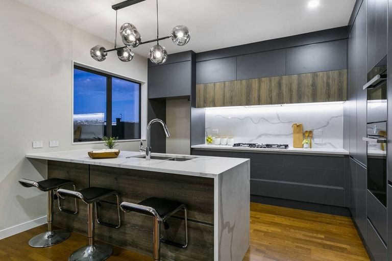 Photo of property in 3 Treloar Crescent, Hobsonville, Auckland, 0616