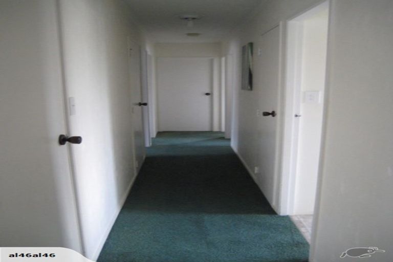 Photo of property in 1/116 Bradbury Road, Botany Downs, Auckland, 2010