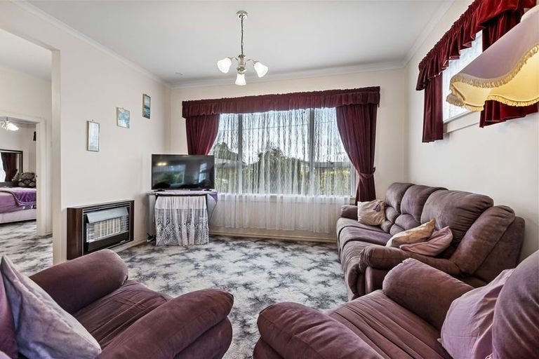 Photo of property in 15 Walsh Road, Westown, New Plymouth, 4310