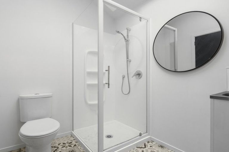 Photo of property in 14a Woodleigh Street, Frankleigh Park, New Plymouth, 4310