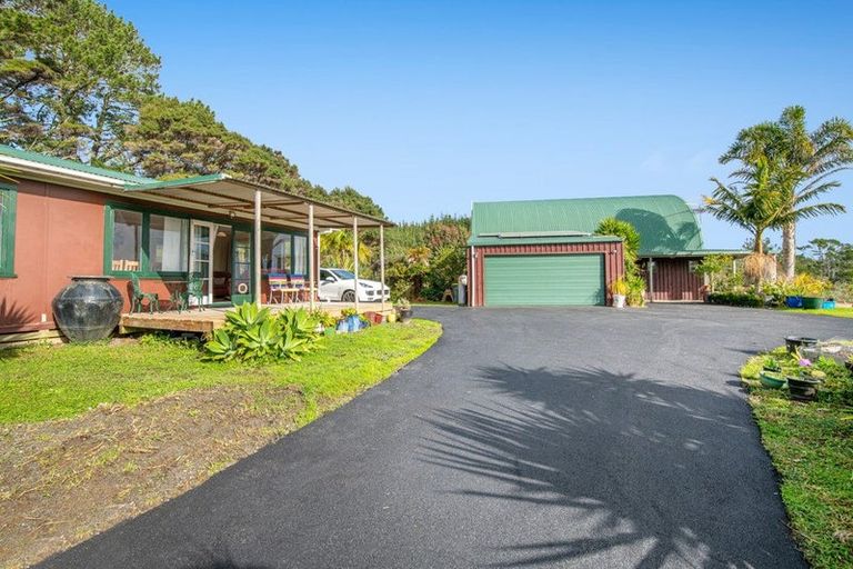 Photo of property in 4 Ferngully Road, Helensville, Kaukapakapa, 0871