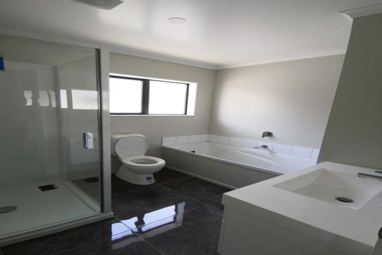 Photo of property in 69 Melksham Drive, Churton Park, Wellington, 6037