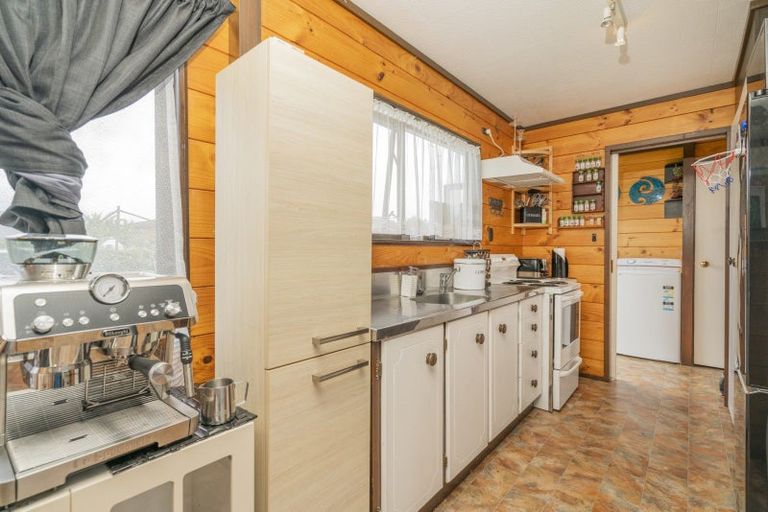 Photo of property in 29 Robinson Road, Whitianga, 3510