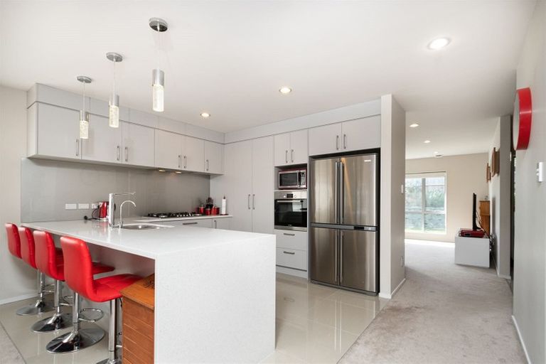 Photo of property in 98 Tapu Road, Huapai, Kumeu, 0810