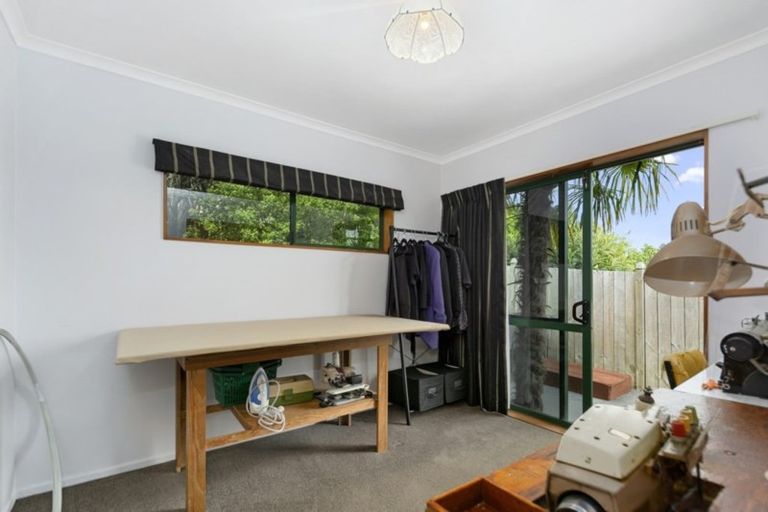 Photo of property in 17 Vanderbilt Place, Welcome Bay, Tauranga, 3112