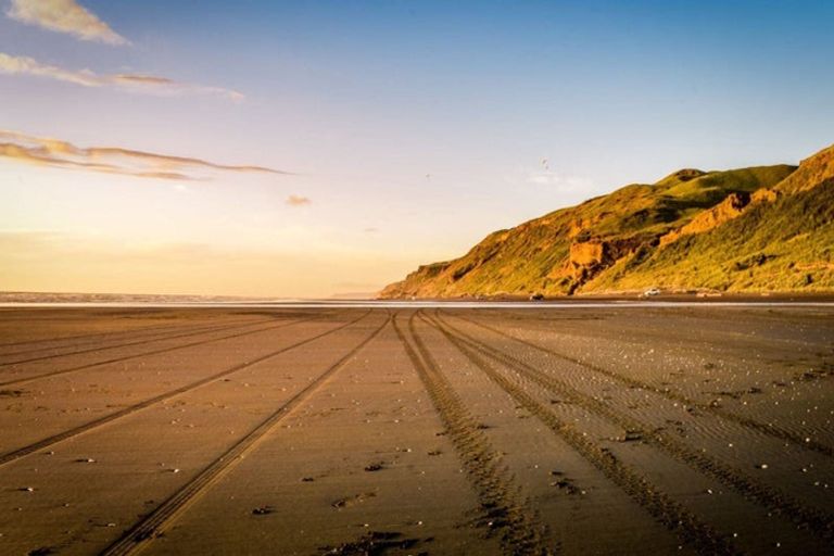 Photo of property in 257b Karioitahi Road, Karioitahi, Waiuku, 2683