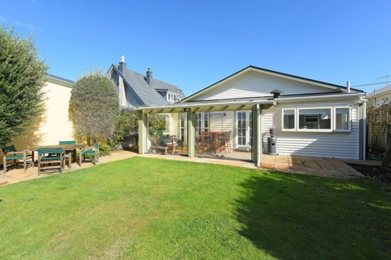 Photo of property in 140 Cuba Street, Petone, Lower Hutt, 5012