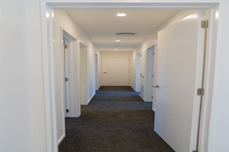 Photo of property in 53a Dunedin Street, Redwood, Christchurch, 8051