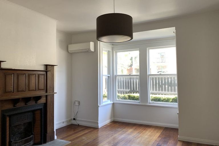 Photo of property in 235 Tinakori Road, Thorndon, Wellington, 6011