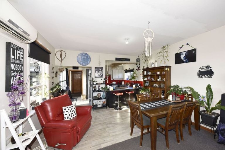 Photo of property in 146 Wainoni Road, Avondale, Christchurch, 8061