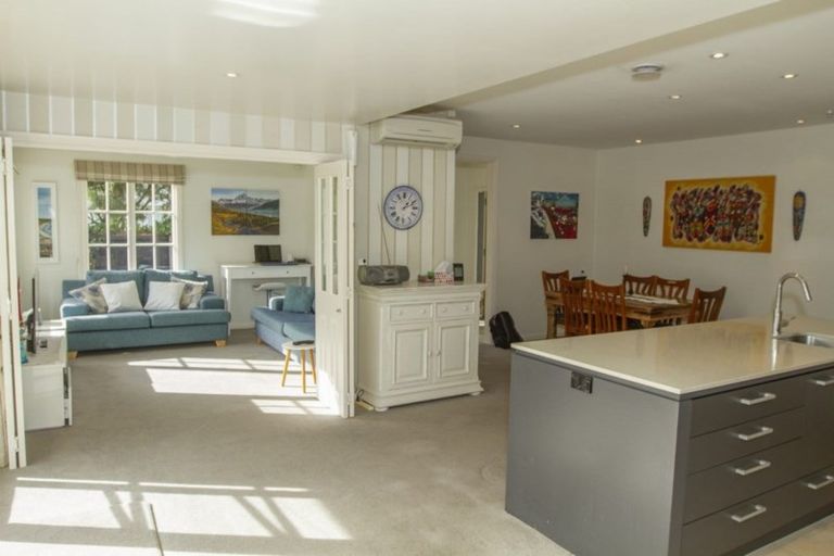 Photo of property in 5a Roa Road, Fendalton, Christchurch, 8041